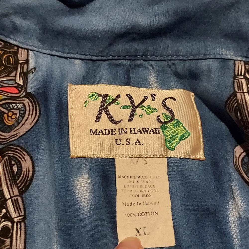 Ky's Vintage Button Down Shirt With Collar - Picture 3 of 6